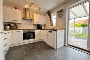 Kitchen/Diner- click for photo gallery